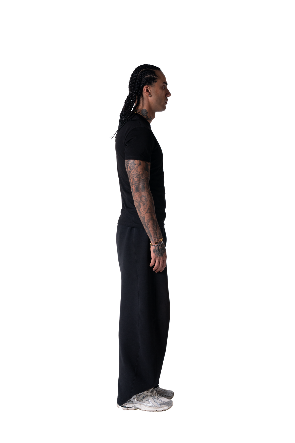 isole Black Regular Tee