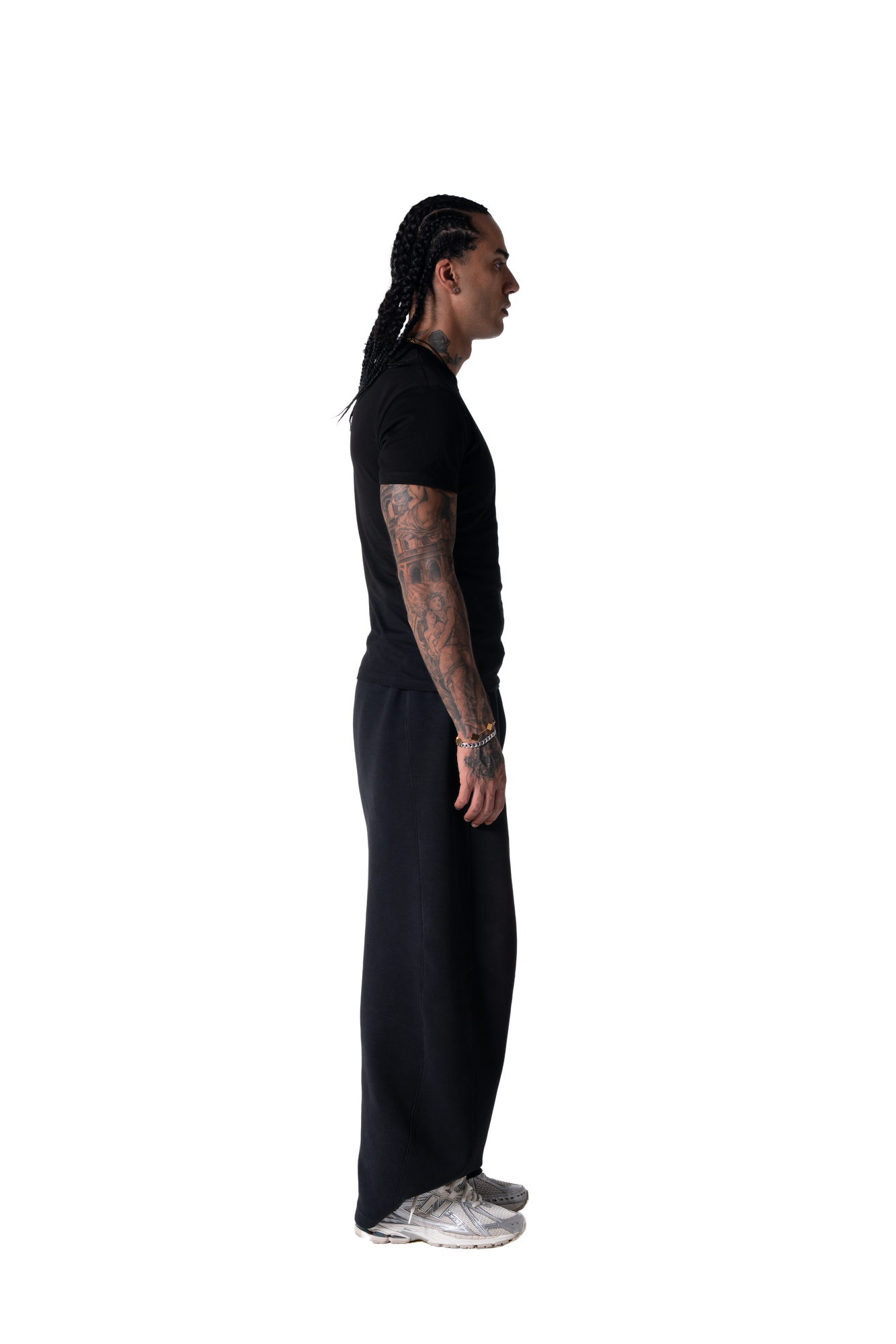 isole Black Regular Tee